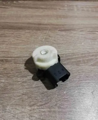 Toyota Land Cruiser (J100) Other switches/knobs/shifts AM2ST2IG2
