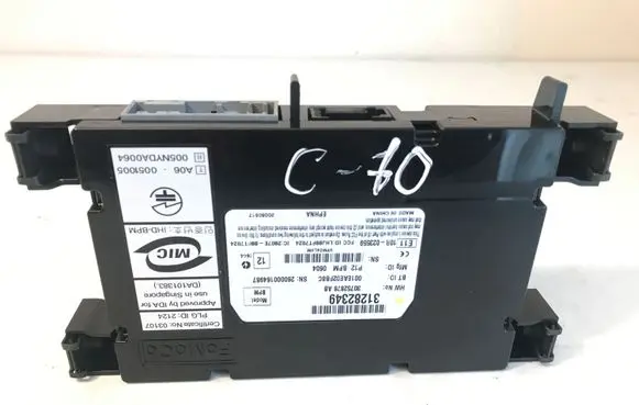Volvo C70 Bluetooth control unit module 31282349