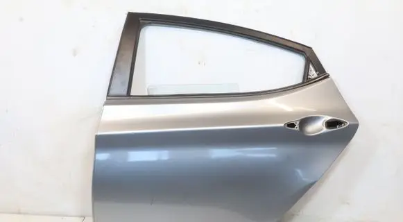 Hyundai Elantra Rear door 