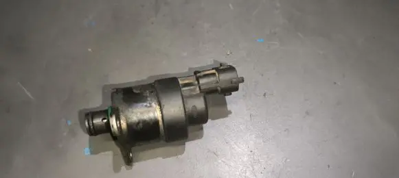 Volvo XC90 Fuel pressure sensor 0928400548 13451 48917