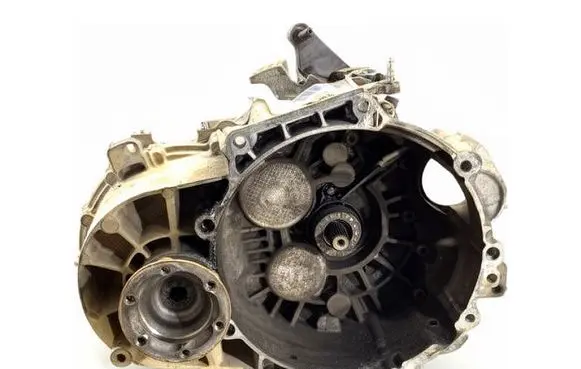 Volkswagen PASSAT B8 Manual 5 speed gearbox TWE