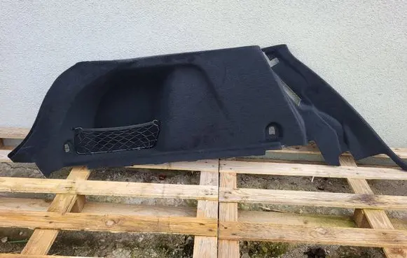 Mercedes-Benz GLE W167 Trunk/boot side trim panel A1676906512 A16769065129H42