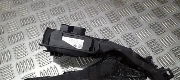 Volkswagen Golf V Accelerator throttle pedal 1K2721503M 6PV008745-00