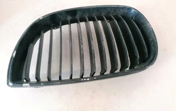 BMW 1 E81 E87 Front grill 511370771299 51.13-7077129.9