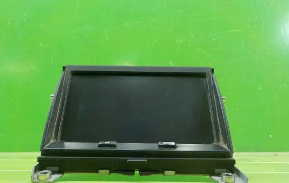 Land Rover Discovery Radio/CD/DVD/GPS head unit 4622005406 XP67