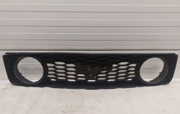Ford Mustang V Front bumper upper radiator grill 6R338200BAW 6R3Z8200BA