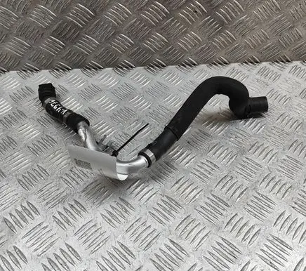 BMW 2 F44 Engine coolant pipe/hose 8658488