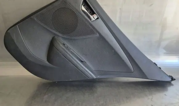Hyundai Veloster Rear door card trim 833022V030