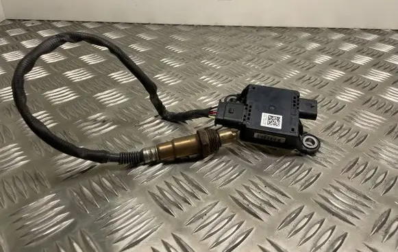 BMW 4 F36 Gran coupe Lambda probe sensor 8582023