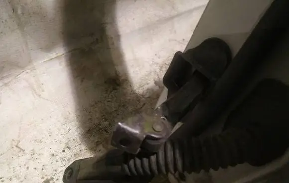 BMW 3 E90 E91 Rear door check strap stopper 