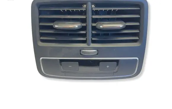 Audi A5 Rear air vent grill 8W0819203B