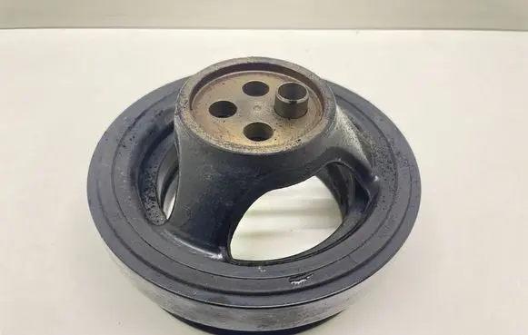 Mercedes-Benz C W204 Crankshaft pulley A6510300803