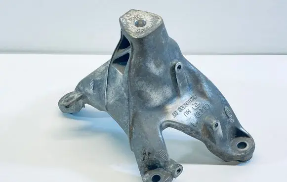 Audi A5 8T 8F Engine mounting bracket 8K0199308BT