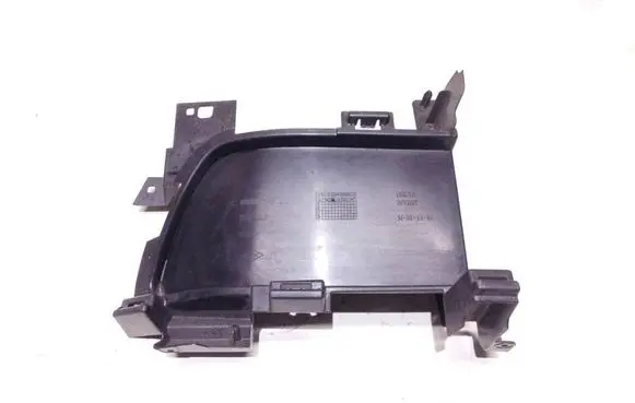 Dacia Sandero Intercooler air channel guide 601983765R