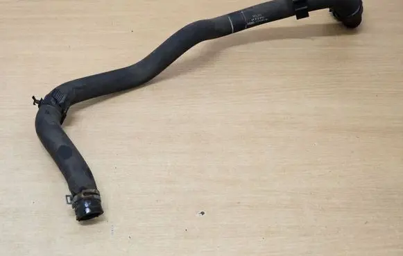 Volvo S60 Engine coolant pipe/hose 31338810