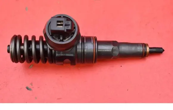 Skoda Superb B5 (3U) Fuel injector 038130073AR