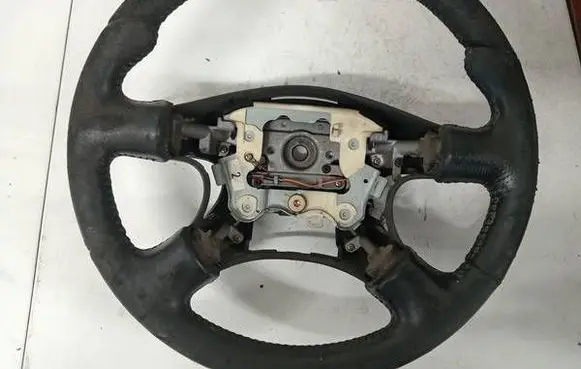 Nissan X-Trail T30 Steering wheel