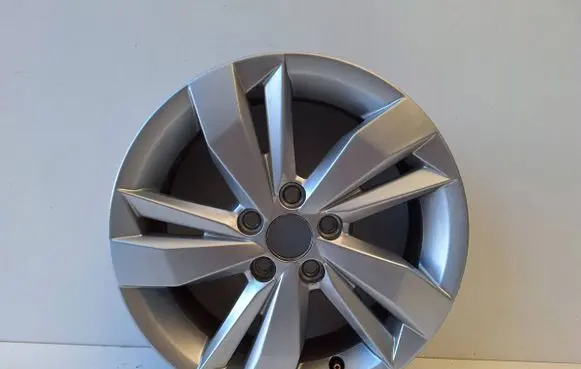 Volkswagen Polo R15 alloy rim 2G0601025N