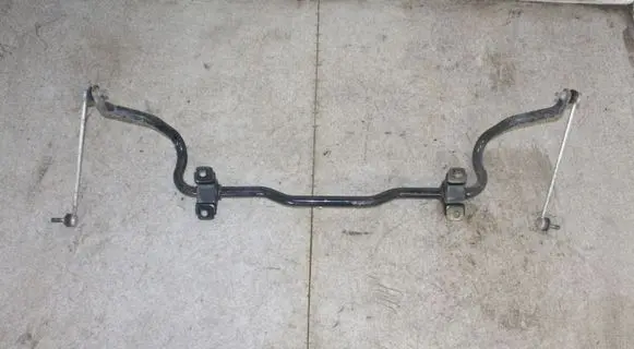 Ford Kuga II Front anti-roll bar/sway bar AV615482EB