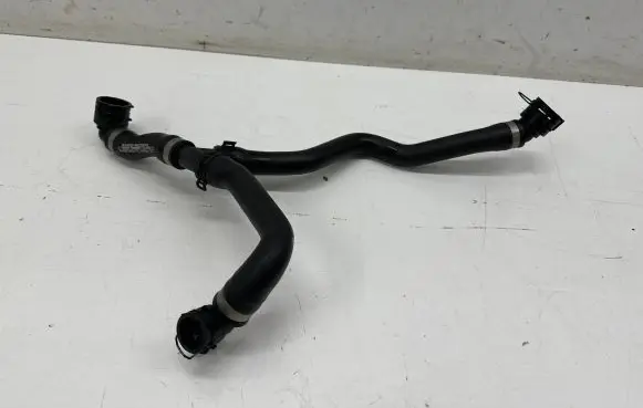 Mercedes-Benz E AMG W213 Engine coolant pipe/hose A2575011900