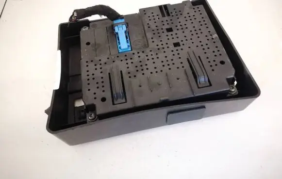 Fiat Bravo Comfort/convenience module 51821269 e2403-1261