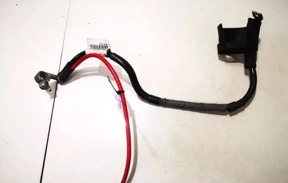 Volkswagen Golf V Positive cable (battery) 1k0971220l