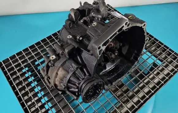 Volkswagen Jetta V Manual 5 speed gearbox JCR IMPRK1595400