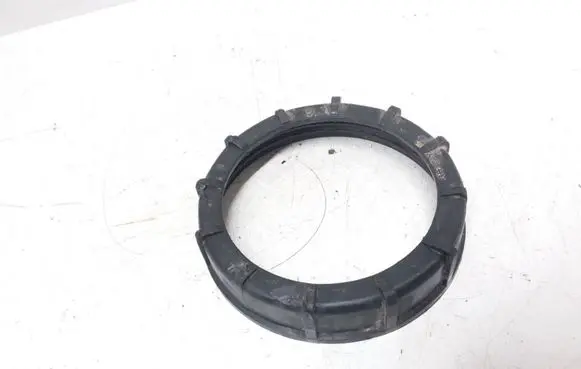 Volkswagen Golf III In tank fuel pump screw locking ring/nut KT0321201375A