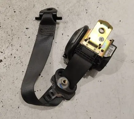 Renault Laguna II Rear seatbelt B508658