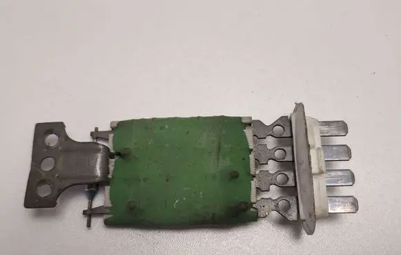 Volkswagen Golf IV Heater blower fan relay H35655269X