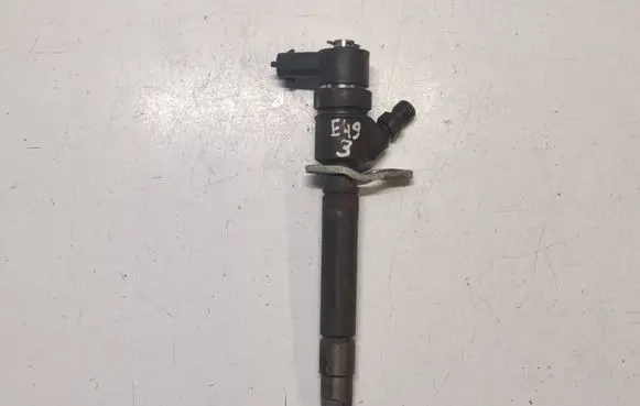 Volvo XC60 Fuel injector 30777526 0445110298