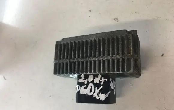 Opel Zafira A Glow plug pre-heat relay 09132691