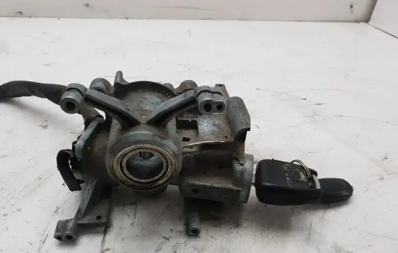 Opel Frontera B Ignition lock 388B