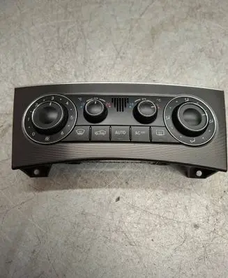 Mercedes-Benz C W203 Climate control unit A2038303085 9140010525