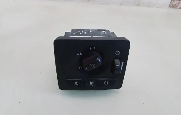Volvo V50 Light switch 30739299