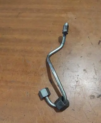 Renault Trafic III (X82) Fuel injector supply line/pipe 