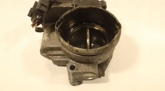 Audi A4 S4 B7 8E 8H Throttle body valve