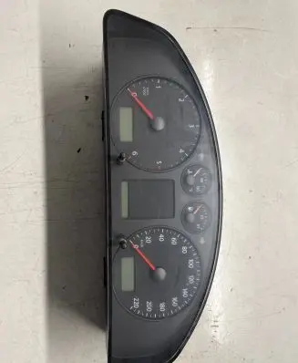Volkswagen Transporter - Caravelle T5 Speedometer (instrument cluster) 88311346