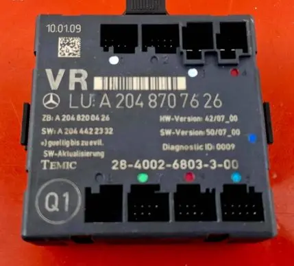 Mercedes-Benz C W204 Door control unit/module A2048707626
