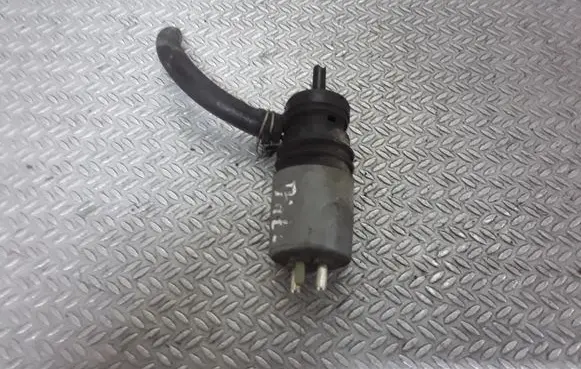 Mercedes-Benz E W210 Windscreen/windshield washer pump