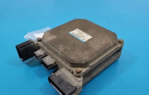 Mazda 6 Central body control module GS1D67880H IMPRK1589157