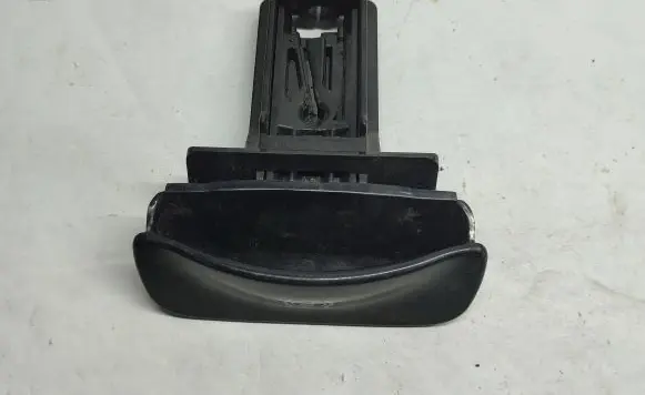 Mercedes-Benz Vito Viano W639 Hand brake release handle A6394270012