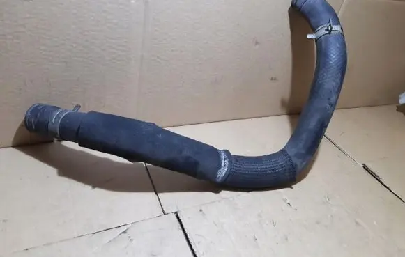 KIA Sportage Engine coolant pipe/hose