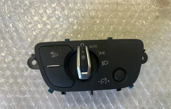 Light switch