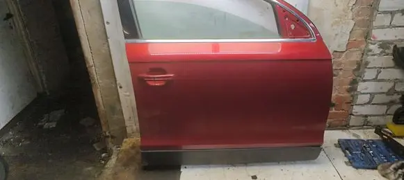 Audi Q7 4L Front door 