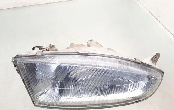 Mitsubishi Colt Headlight/headlamp 10087148