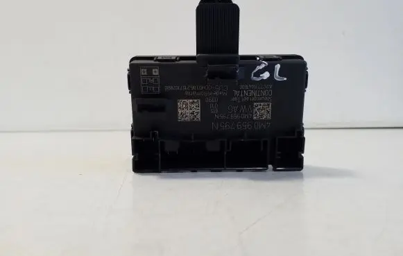 Audi e-tron Door control unit/module 4M0959795N