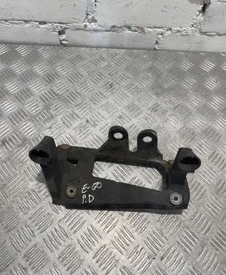 BMW 5 E60 E61 Active stabilizer control/Valve assembly holder 6761207