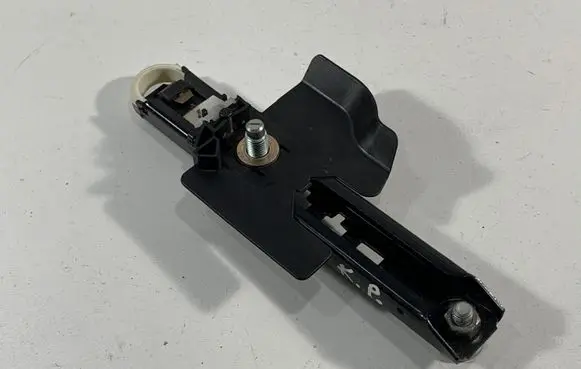 Volkswagen Phaeton Seat belt adjustment motor 3D7857819