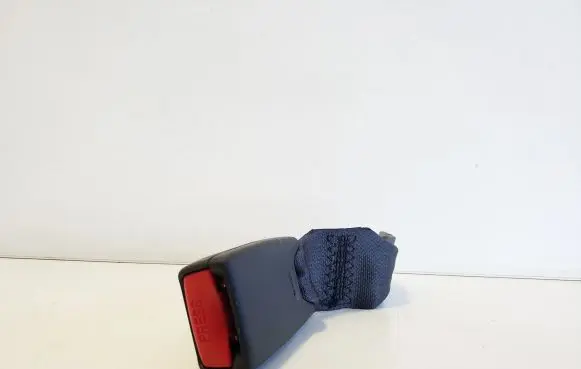 Nissan X-Trail T32 Rear seatbelt buckle G2447 170407MD